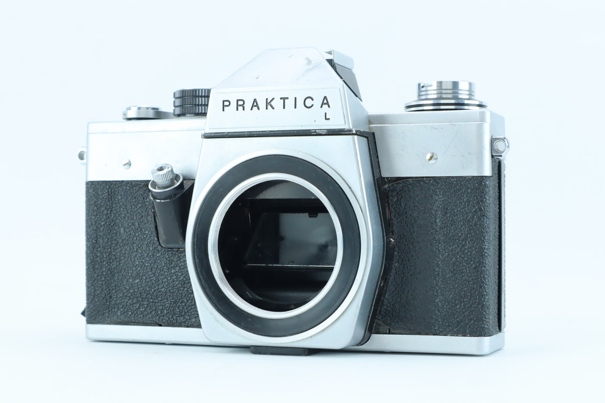 Praktica L