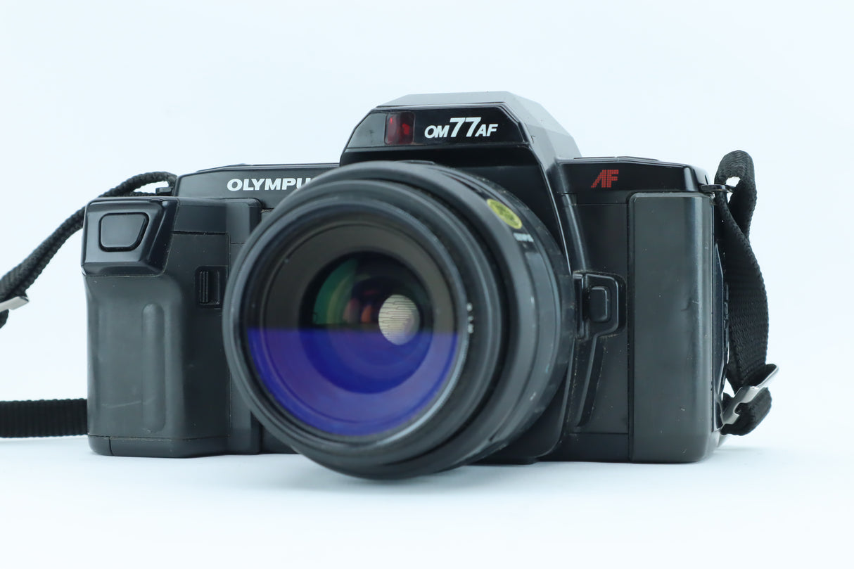Olympus OM-77AF + Olympus AF 35-70mm f/3.5-4.5 Lens