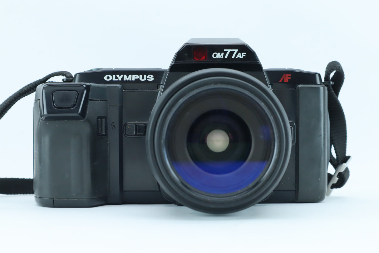 Olympus OM-77AF + Olympus AF 35-70mm f/3.5-4.5 Lens