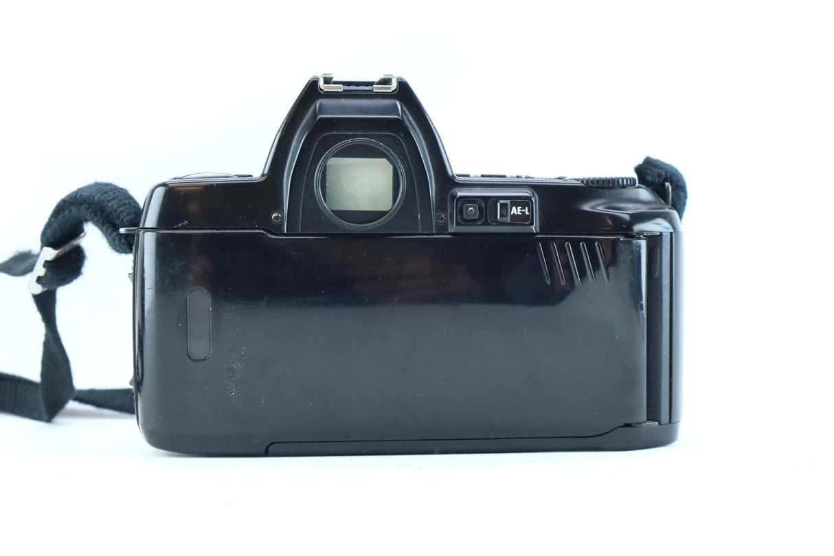 Nikon F-801 with Tamron AF 28-80mm f/3.5-5.6