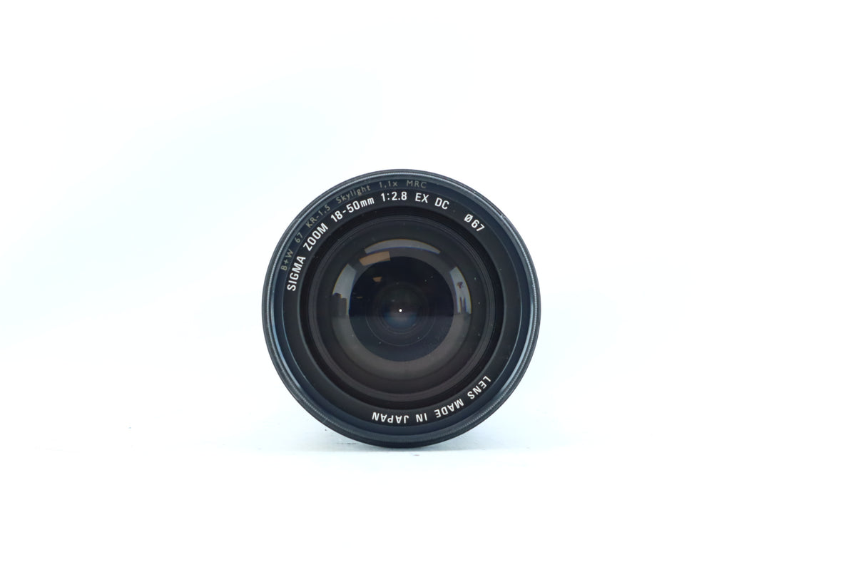 Sigma 18-50mm f/2.8 EX DC