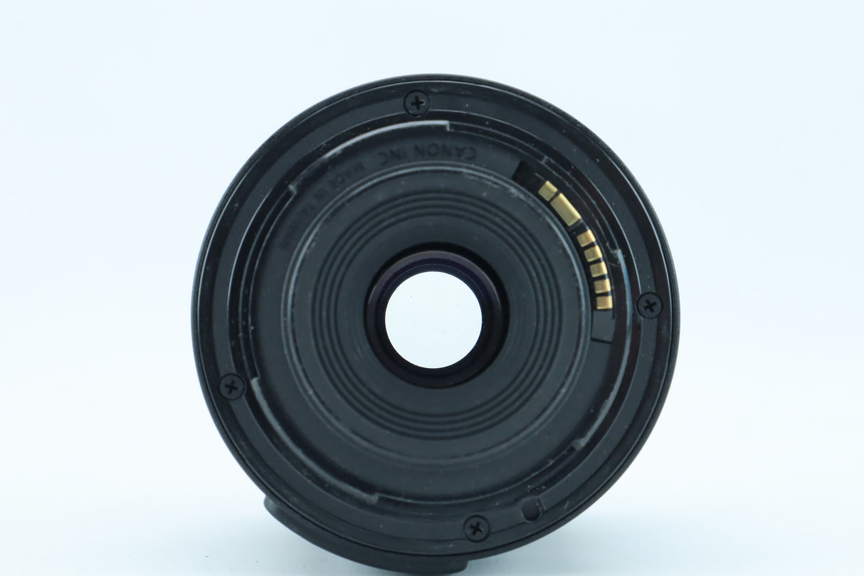 Canon EF-S 18-55mm f/3.5-5.6 II IS
