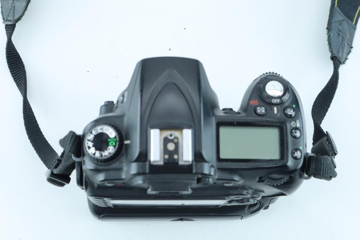 Nikon D90