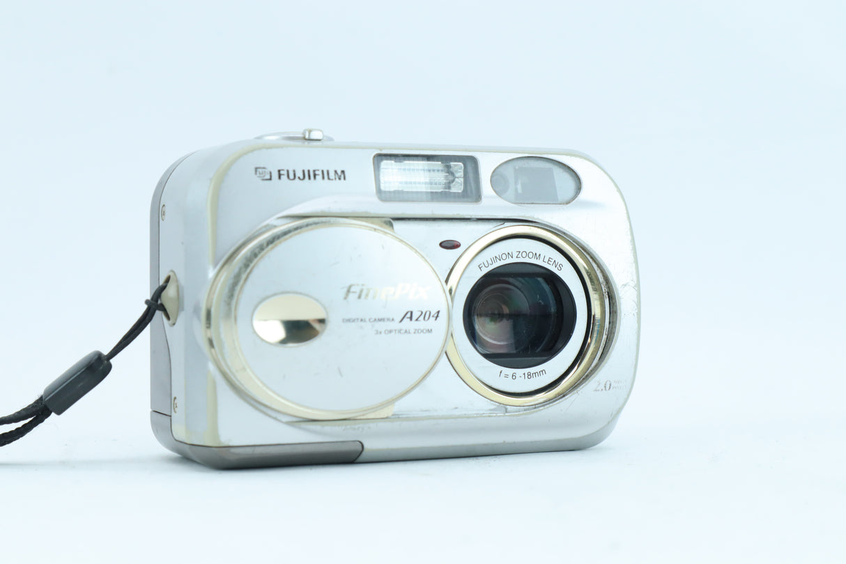 Fujifilm FinePix A204 -Classic 2.0MP CCD with 3x Fujinon Zoom