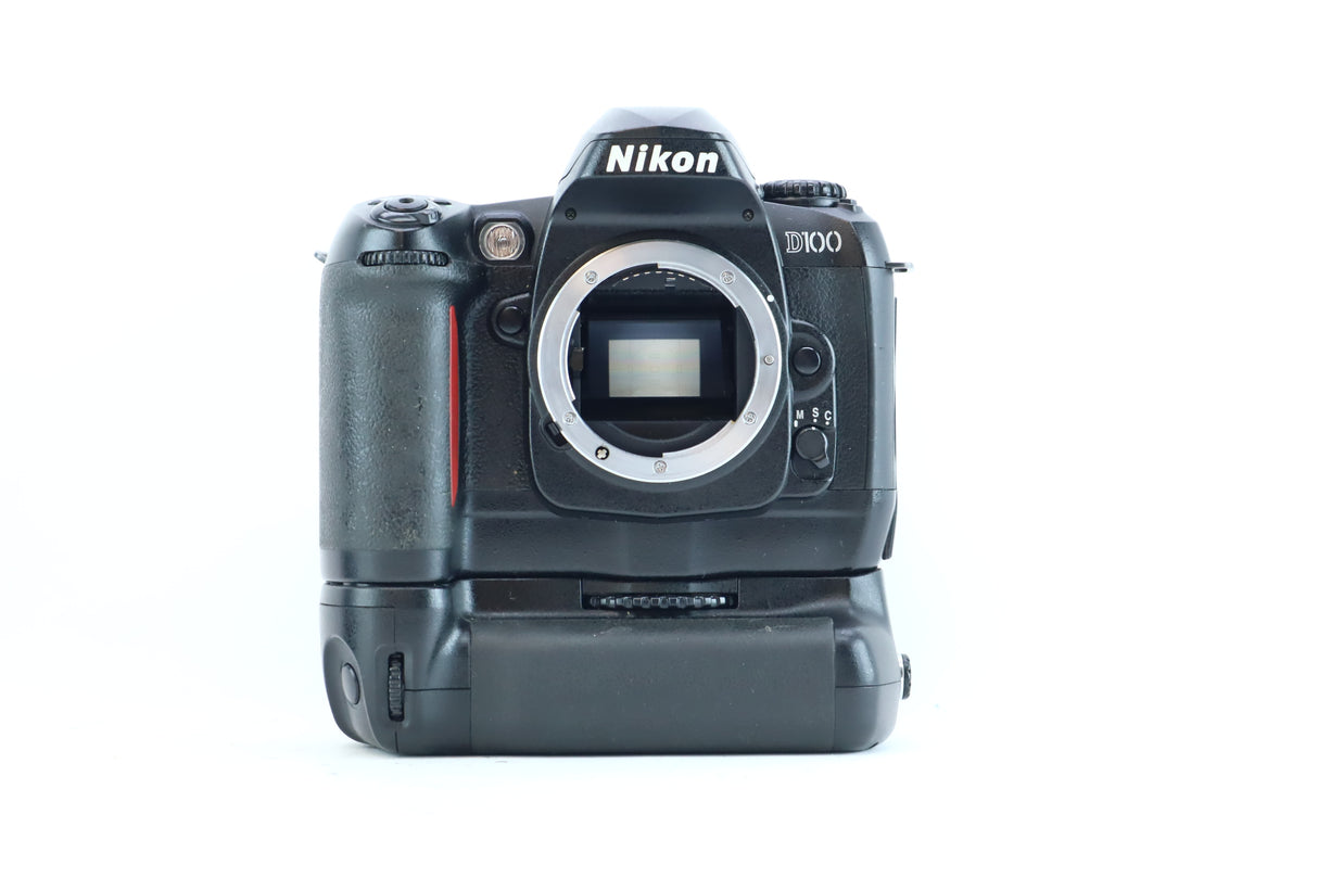 Nikon D100
