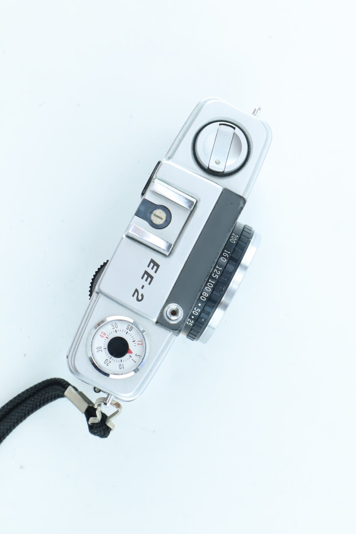 Olympus PEN-EE.2 - Sharp Olympus D.Zuiko 28mm f/3.5 Prime Lens