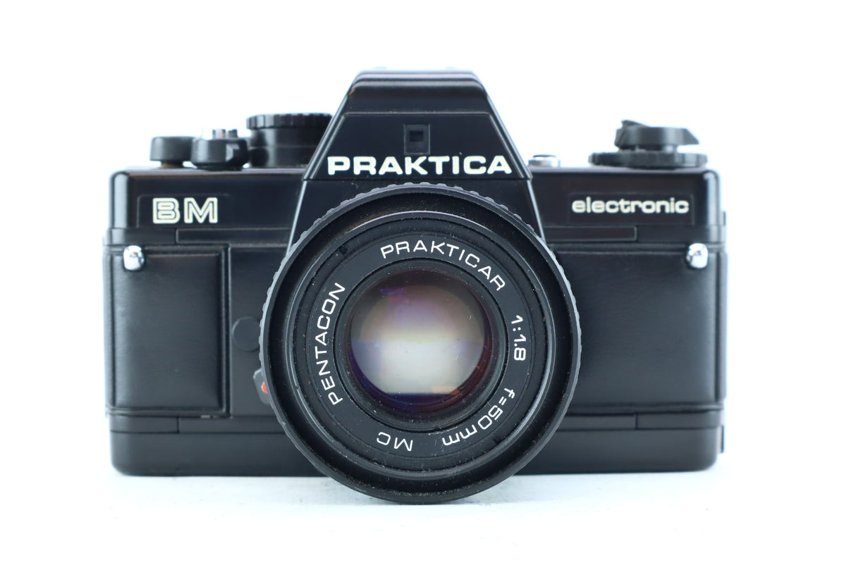 Pentacon Prakticar 50mm f/1.8 MC