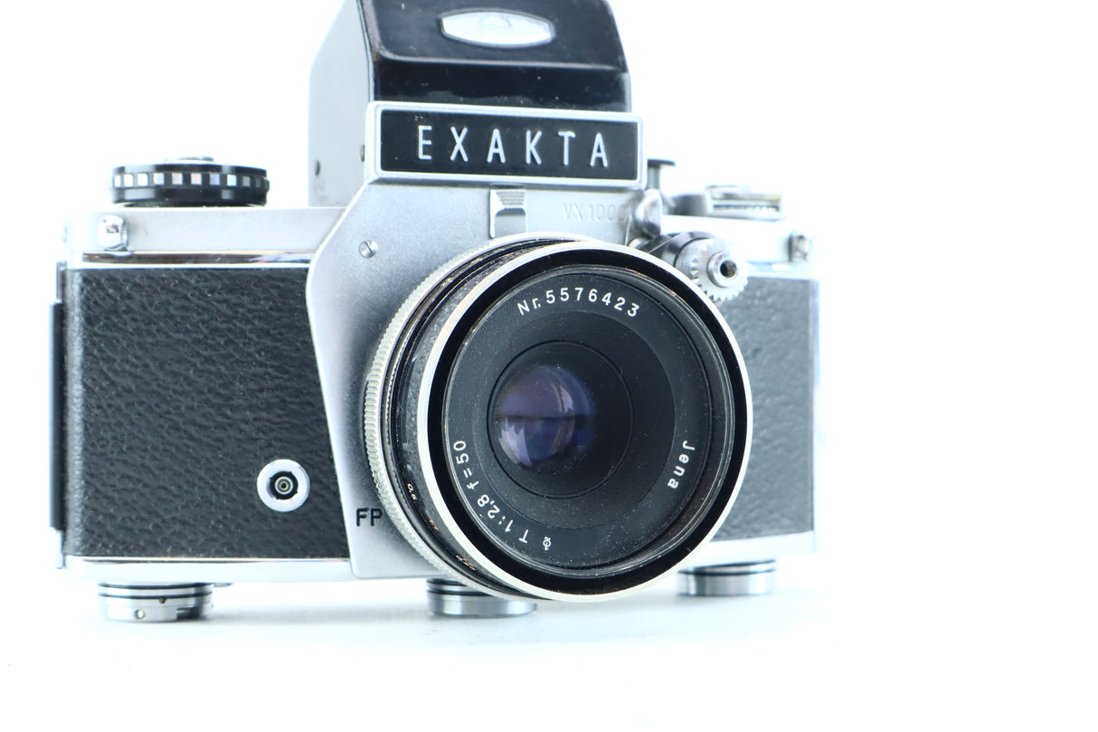 Ihagee Exakta VX1000 35mm SLR Kit with 50mm f/2.8