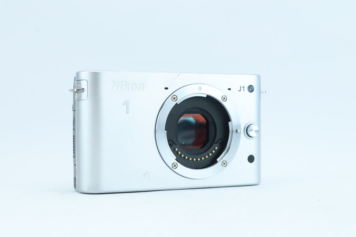 Nikon 1 J1
