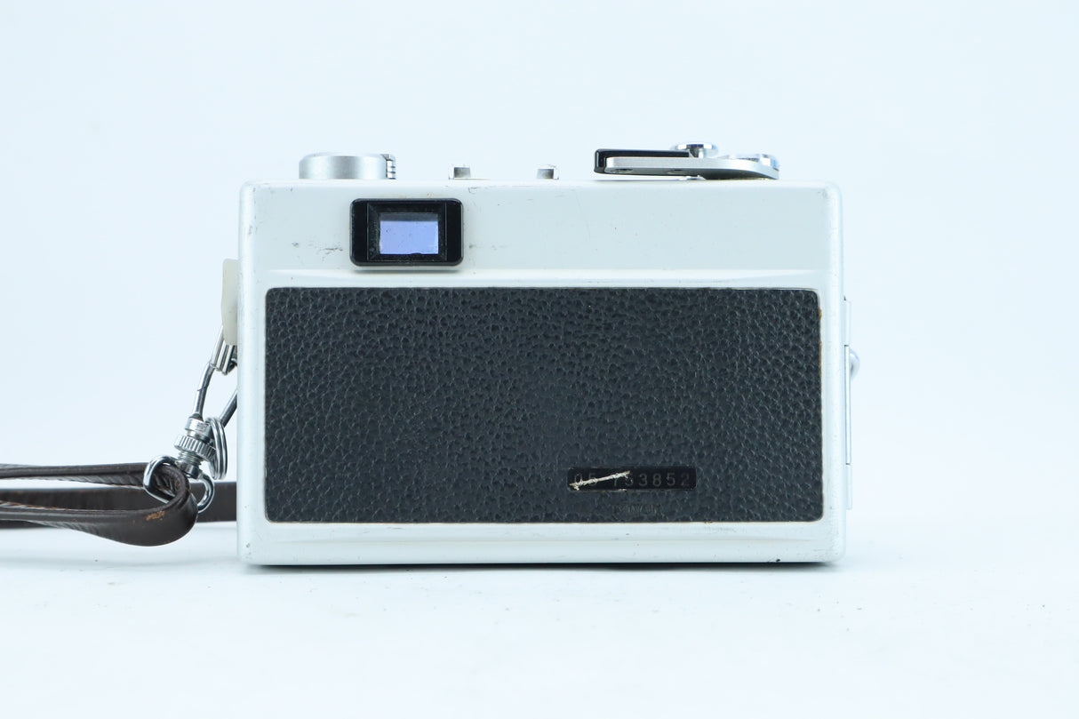 Ricoh 500 G with Rikenon 40mm f/2.8