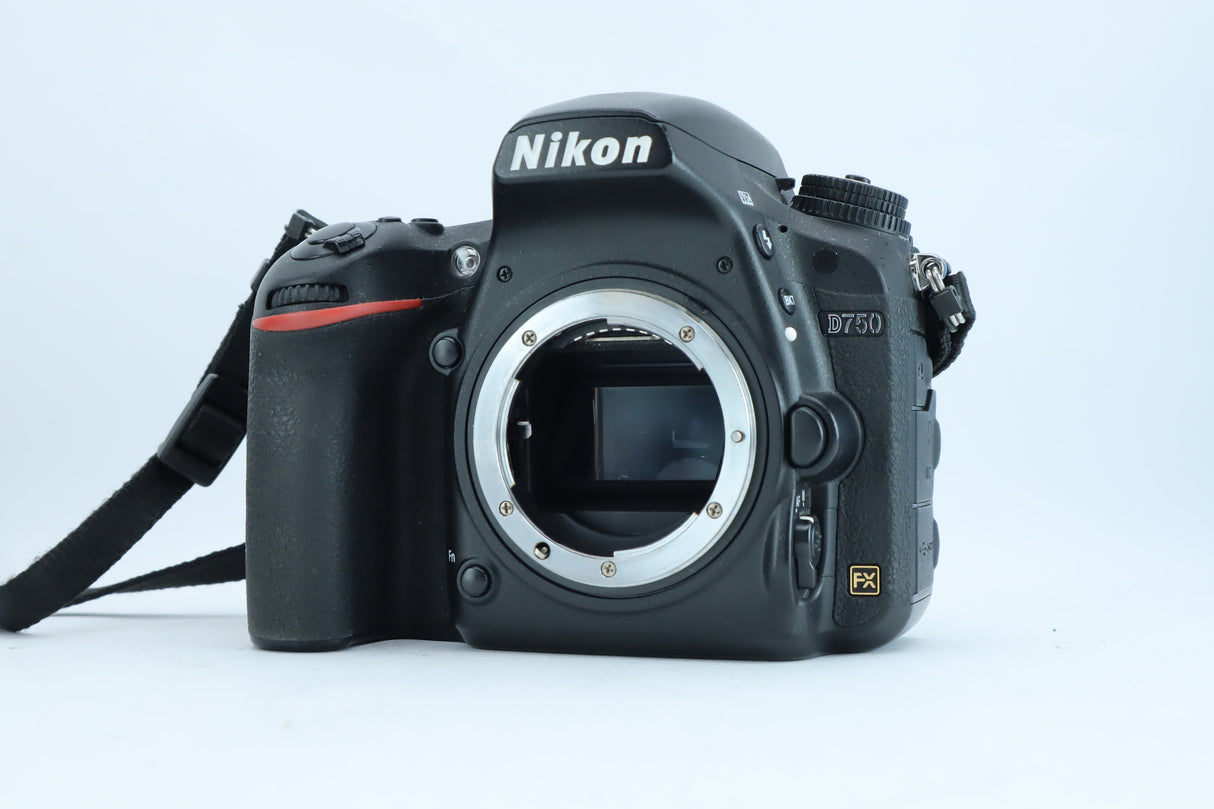 Nikon D750