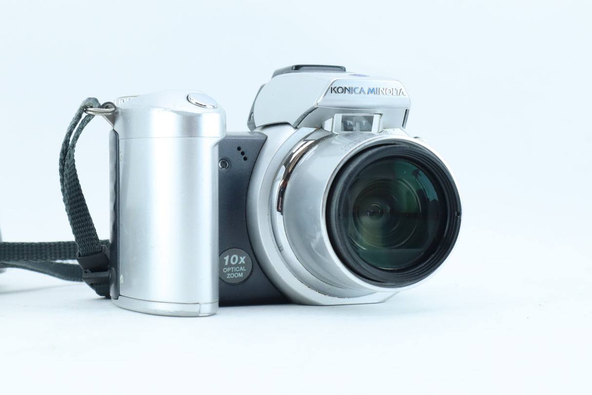Konica Minolta DiMAGE Z2