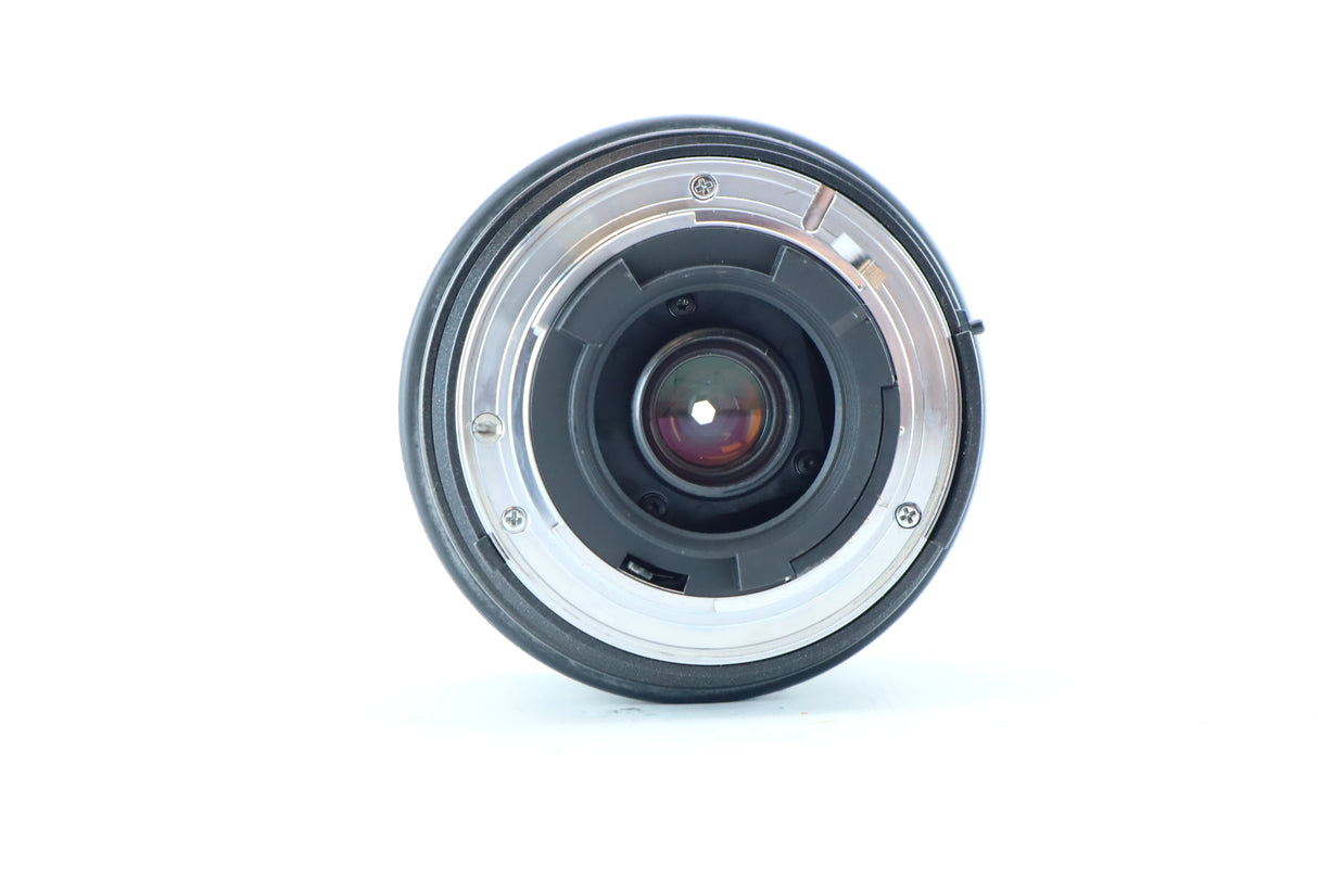 Tokina AF 28-200mm f/3.8-5.6 Aspherical