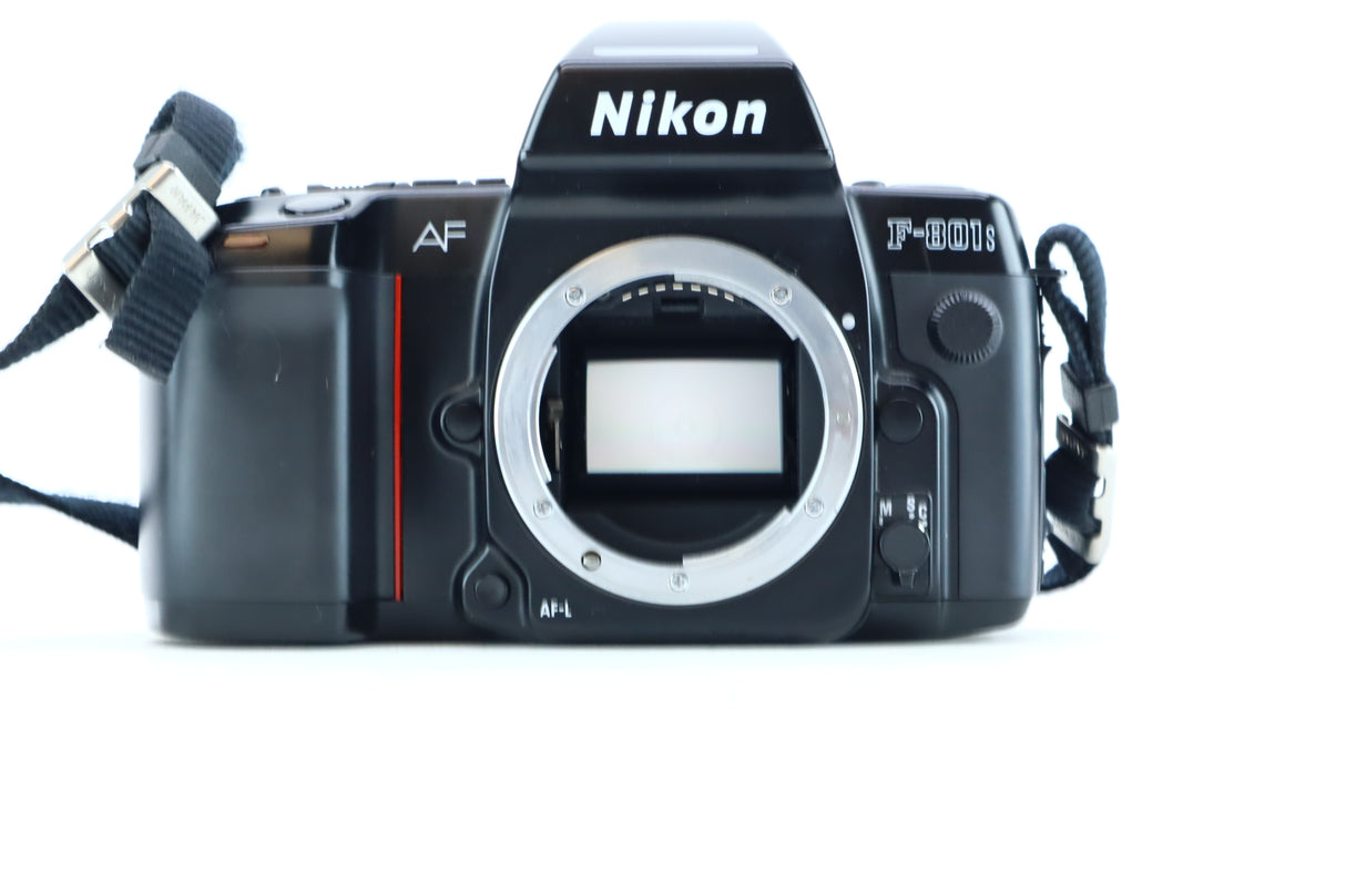 Nikon F-801S 35mm SLR