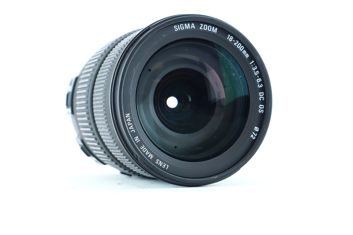 Sigma 18-200mm f/3.5-6.3 DC OS