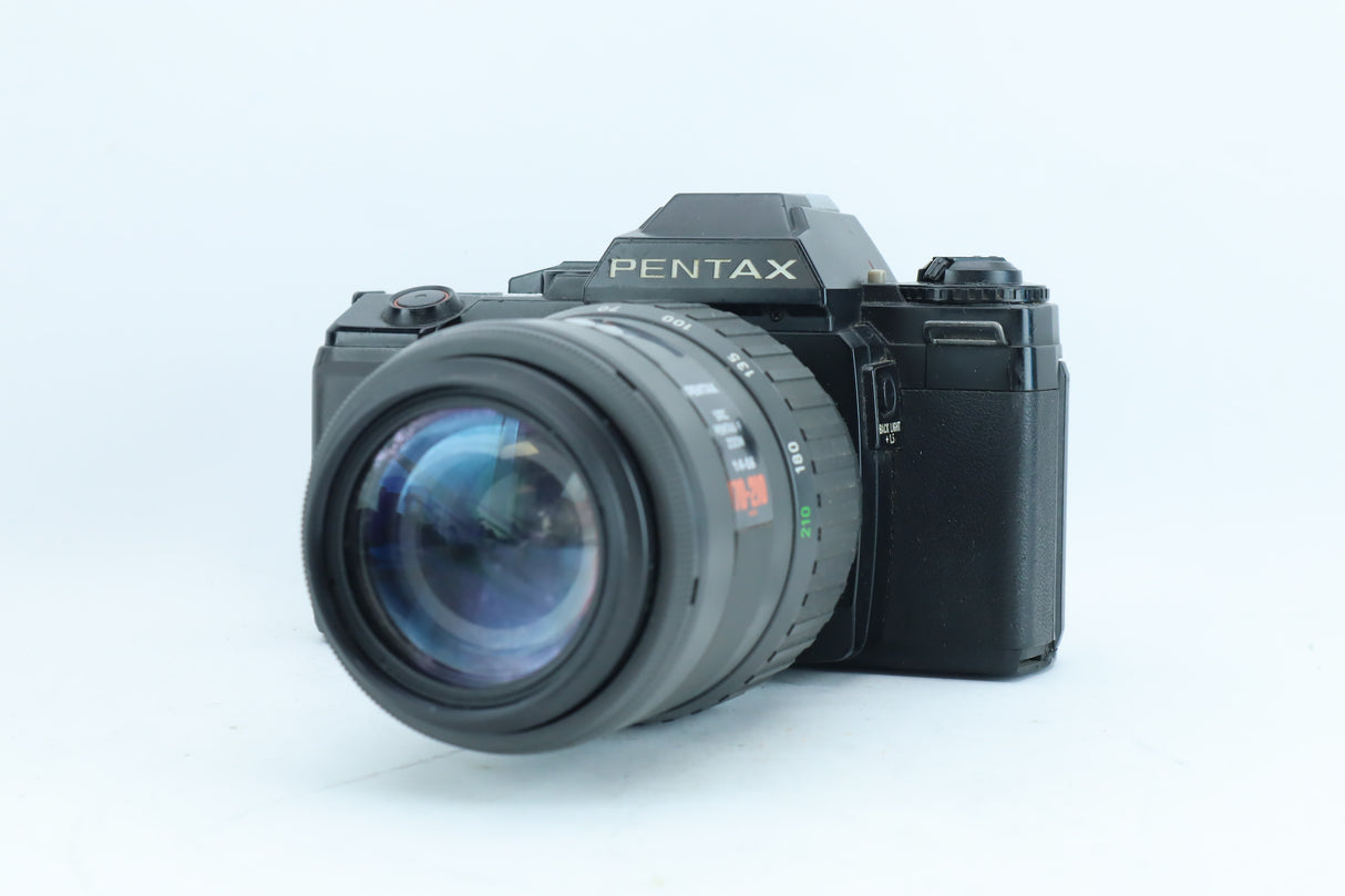 Pentax A3 with Pentax-F 70-210mm f/4-5.6 Zoom Lens