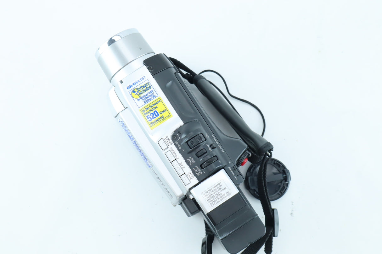 JVC GR-DVL157E with 3.6-36mm f/1.8 10x Optical Zoom Lens