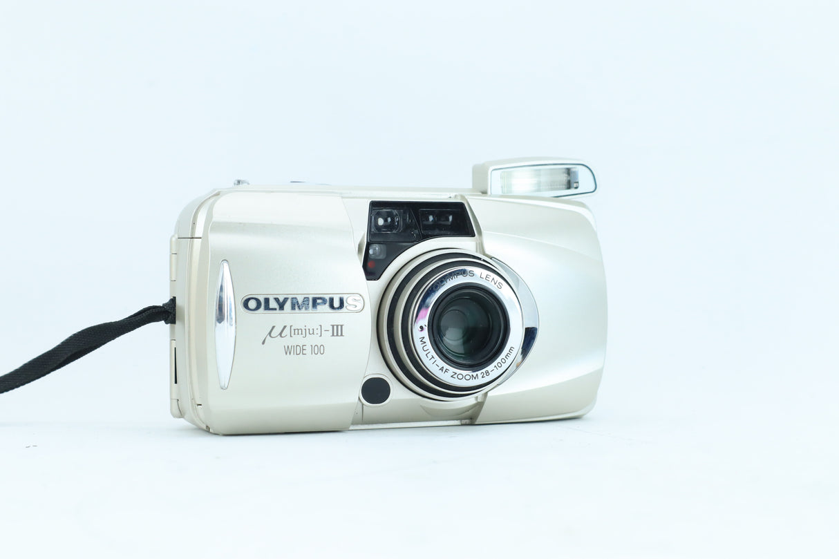 Olympus µ [mju:] III Wide 100 All-Weather with 28-100mm Multi AF Zoom