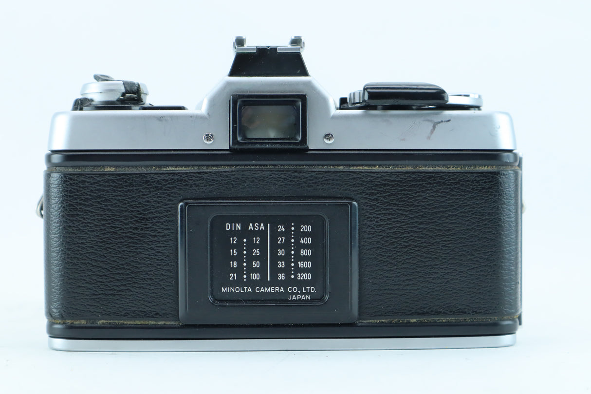 Minolta XG 2 with Tokina SD 70-210mm f/4-5.6