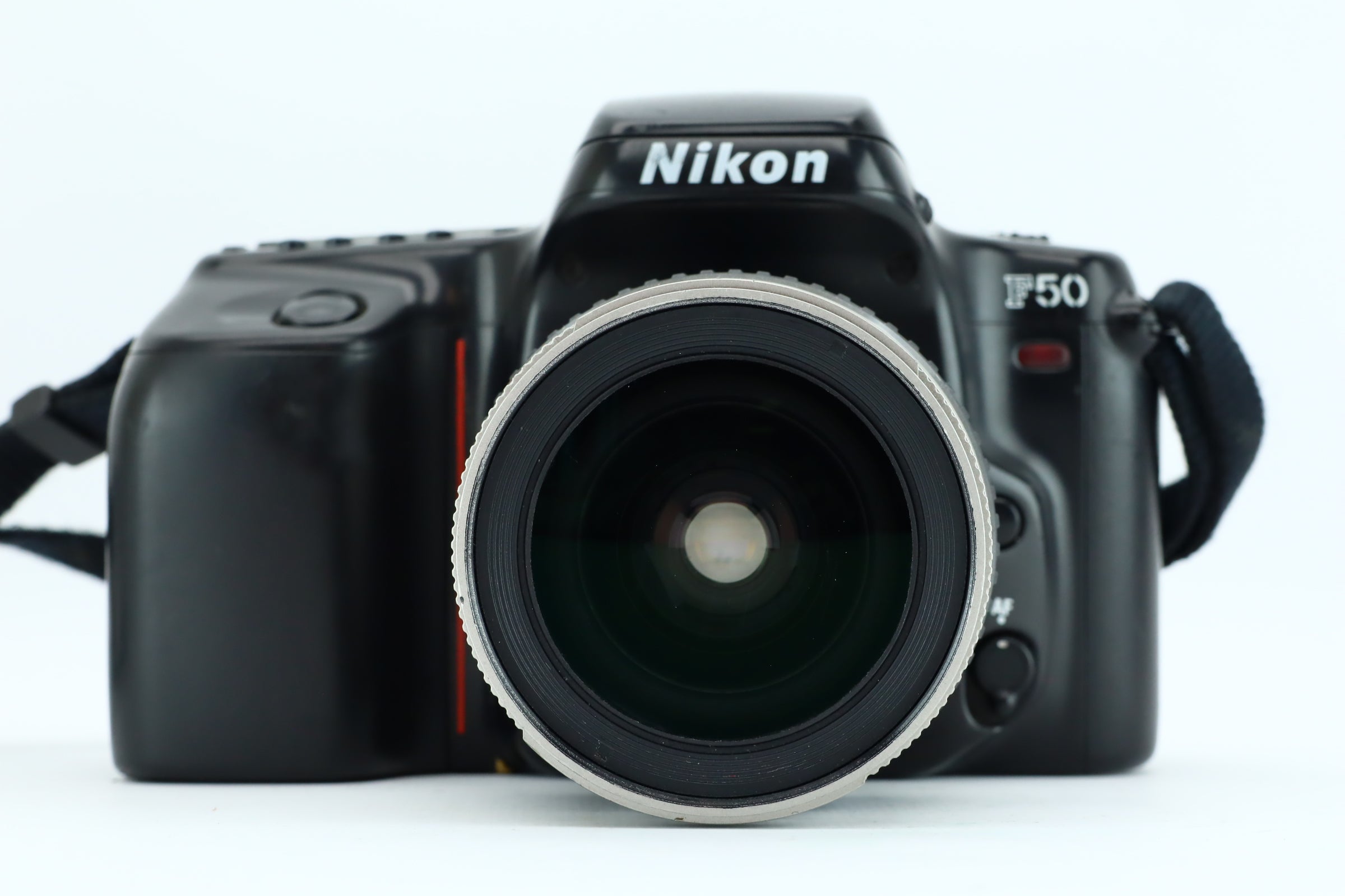 Nikon F50 + AF NIKKOR 28-80mm 3,3-5,6 – Hard to Find Camera Store