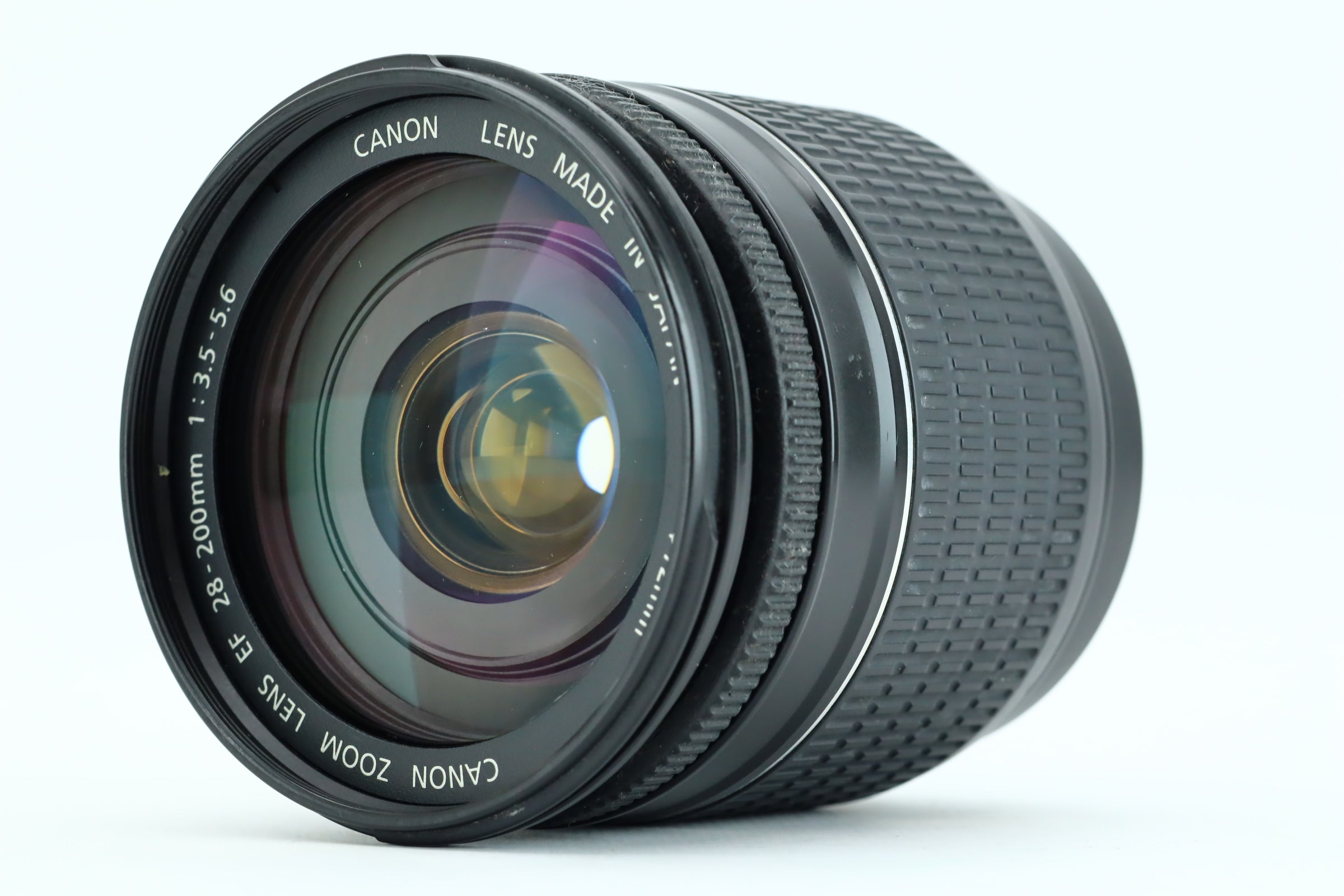 EF Canon 28-200mm USM Lens f⁄3.5-5.6 Zoom : com Standard Mount