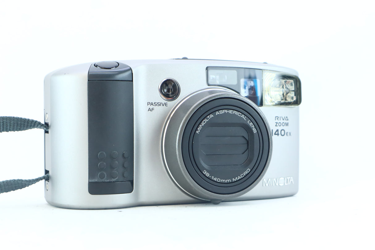 Minolta Riva Zoom 140EX 35mm Compact