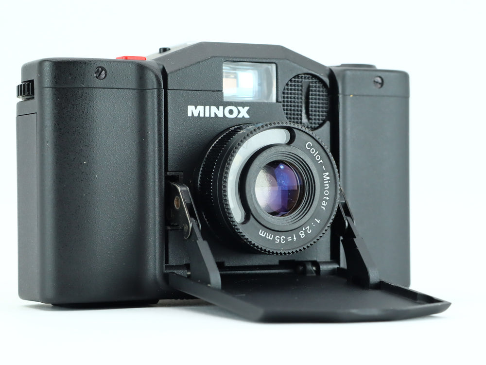 Minox 35 ML + Flash Minox MF 35 ST (D'occasion) à pour CHF 69 - avec livraison | Acheter sur Minox 35 ML + Flash Minox MF 35 ST (D'occasion) à pour CHF 69 - avec livraison | Acheter sur
