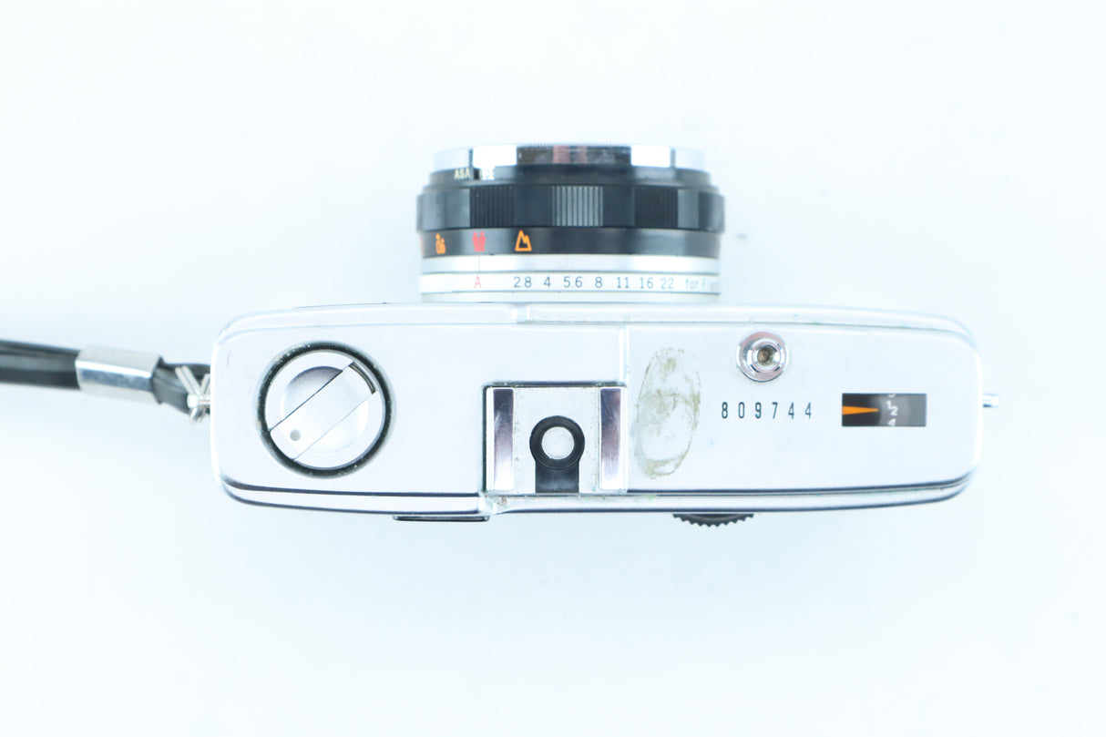 Olympus Trip 35 with D.Zuiko 40mm f/2.8