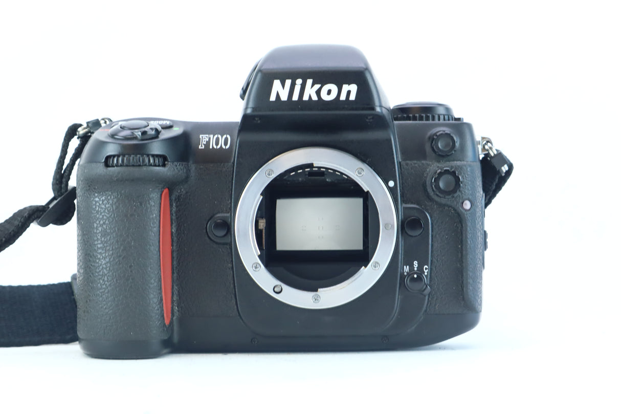 Nikon F100 35mm SLR