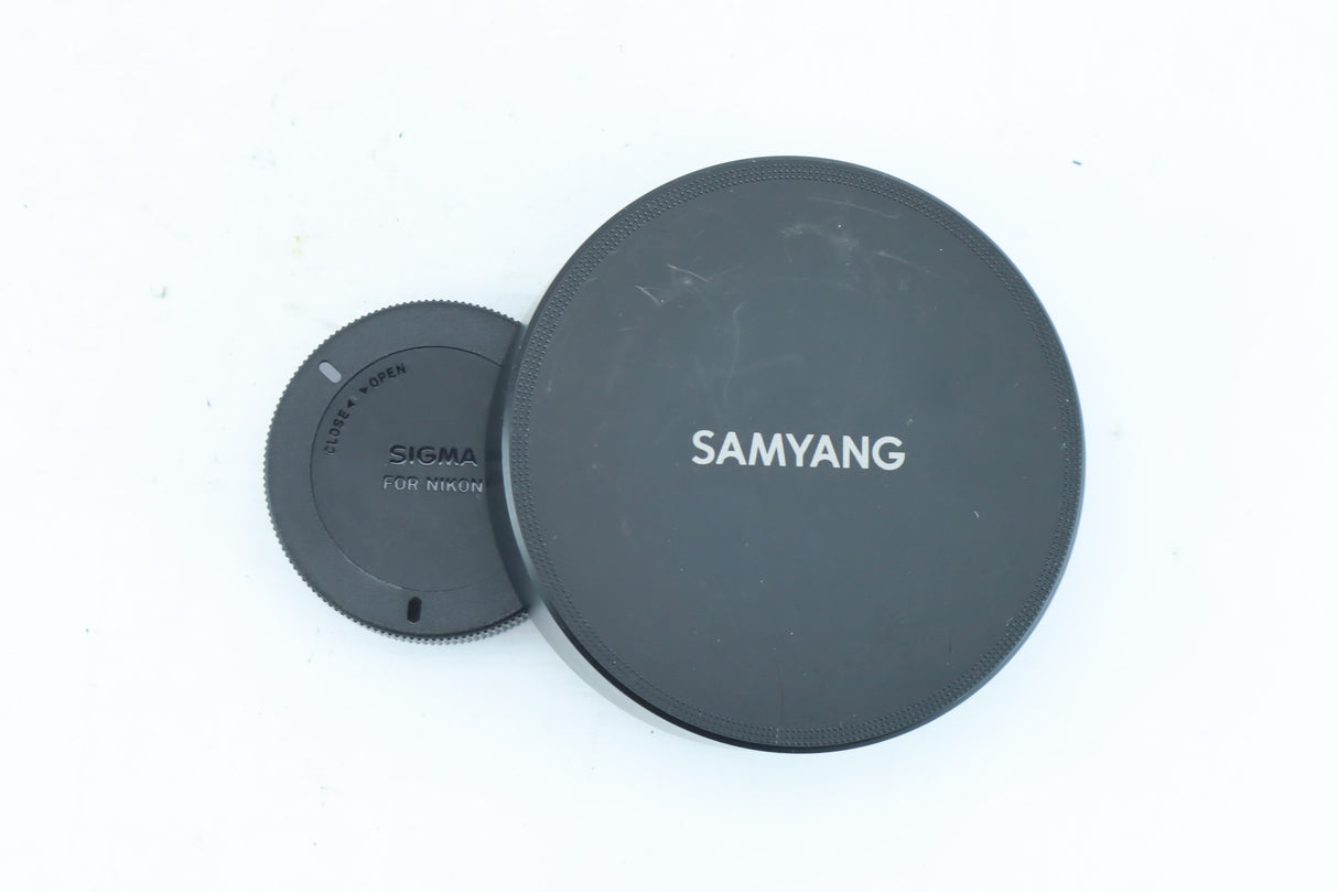 Samyang AF 14mm f/2.8 F