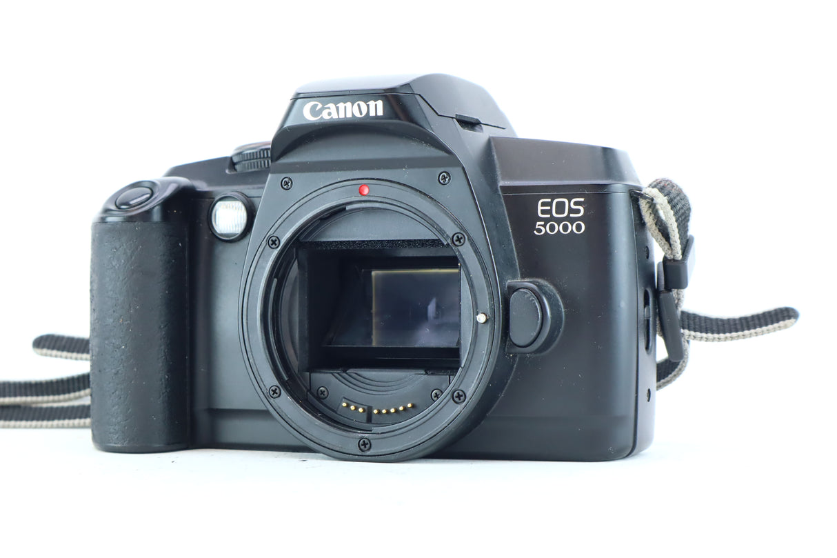 Canon EOS 5000 35mm SLR