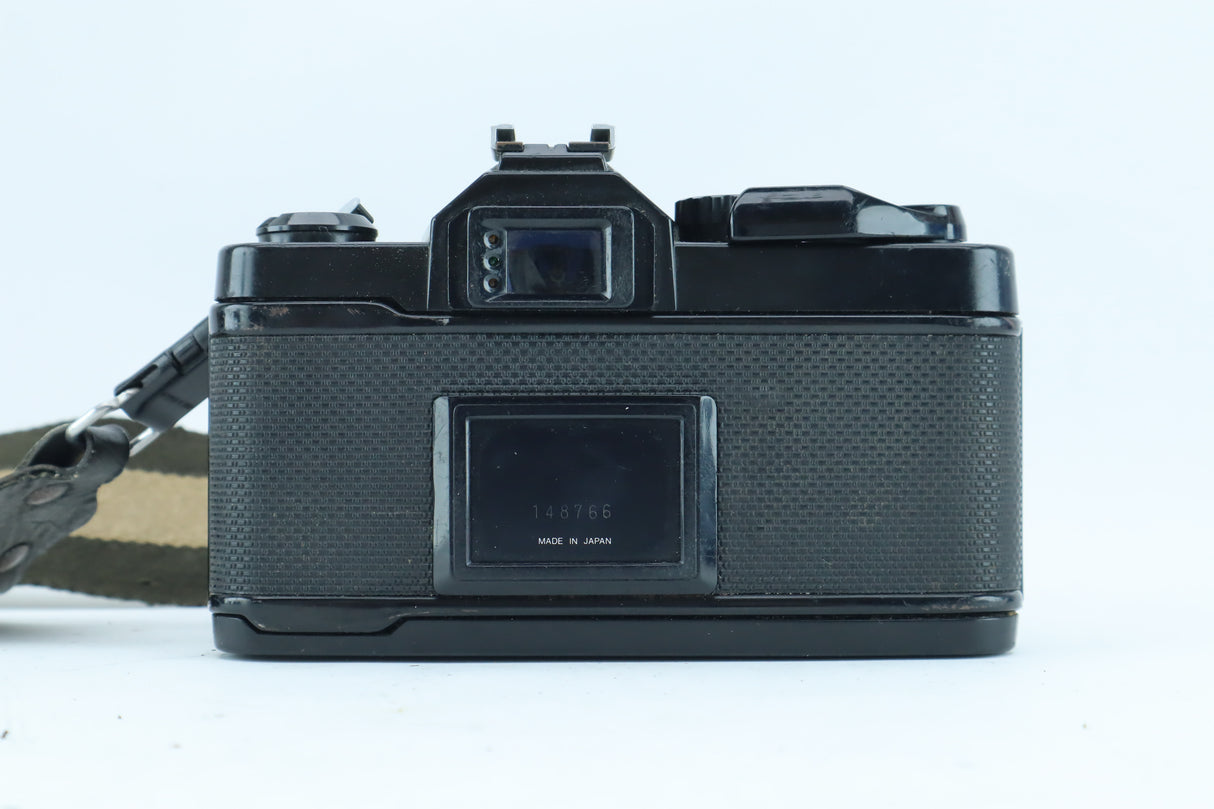 Revueflex SD I | S/N: 148766 with Auto Revuenon 50mm f/1.9