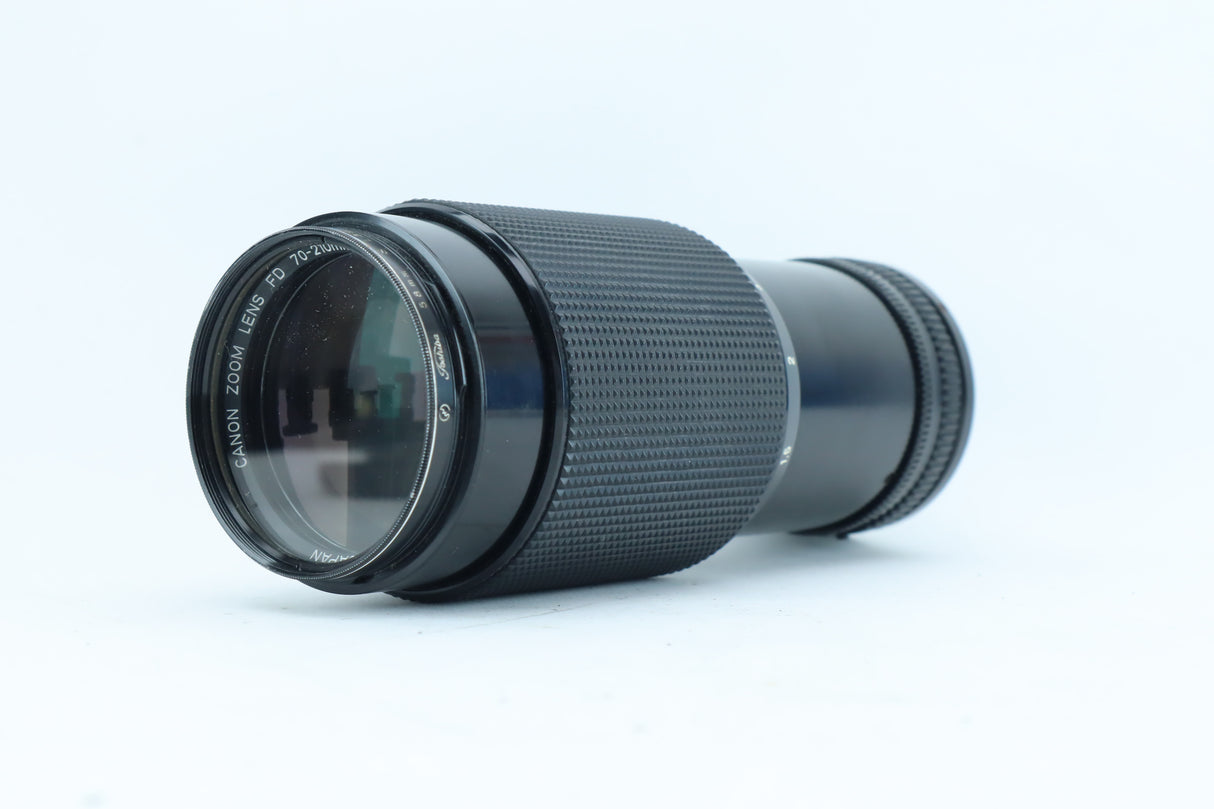 Canon FD 70-210mm f/4 | S/N: 33169
