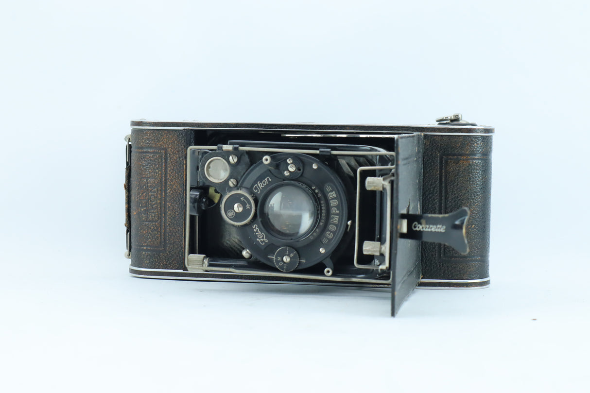 Zeiss Ikon | S/N: 841825 with Carl Zeiss Jena Tessar 120mm f/4.5