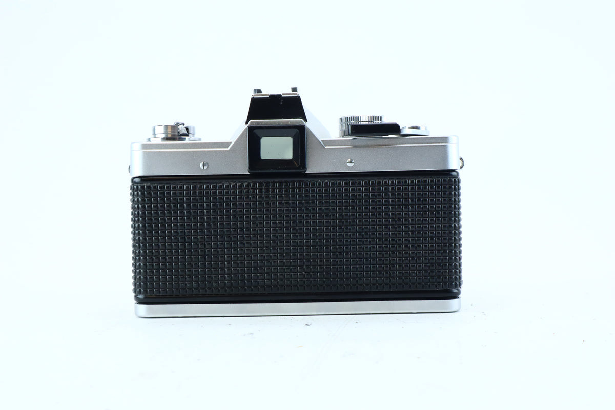 Praktica MTL 3 35mm SLR Kit with Pentacon 50mm f/1.8