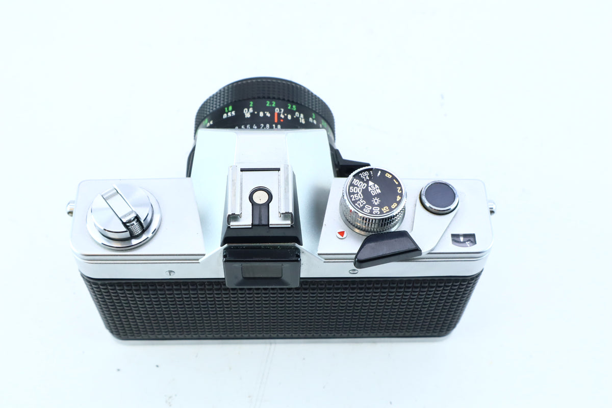 Praktica MTL 3 35mm SLR Kit with Pentacon 50mm f/1.8