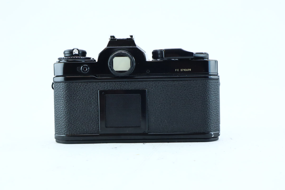 Nikon FE 35mm SLR Kit with Series E 50mm f/1.8