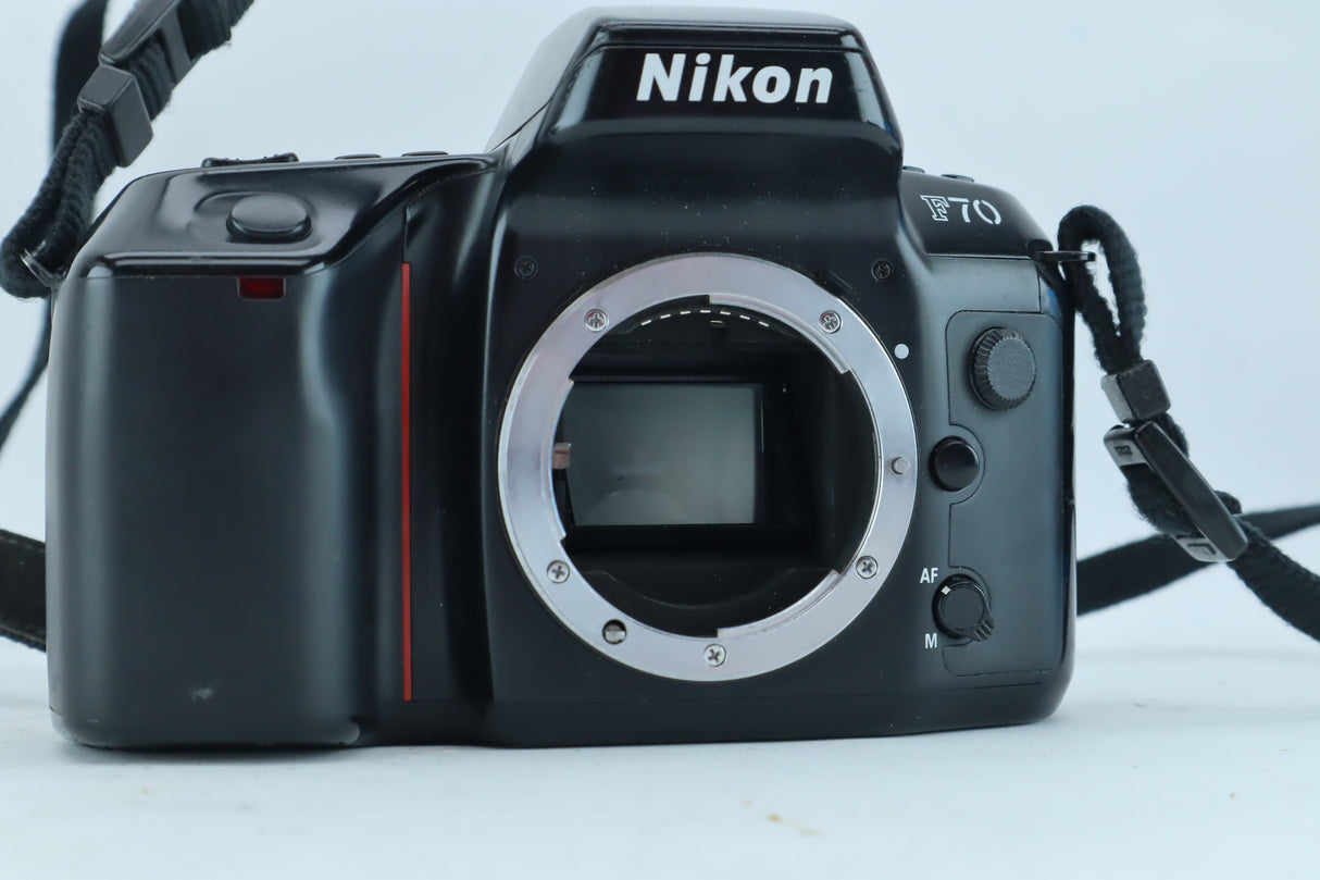 Nikon F70