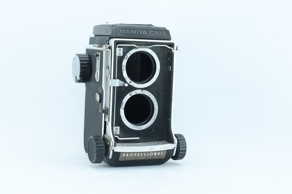 Mamiya C220 Professional | S/N: B46067