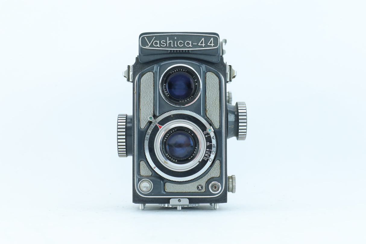 Yashica 44 | S/N: 5040199