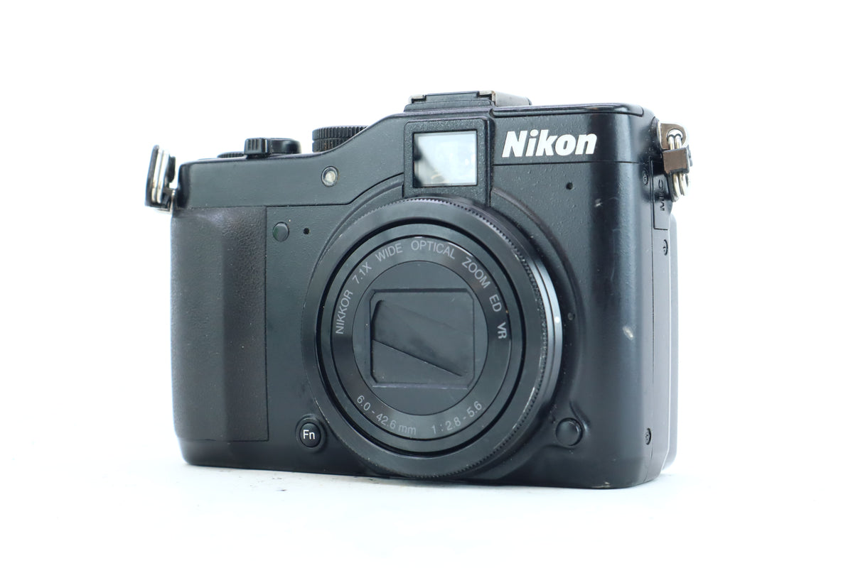 Nikon Coolpix P7000