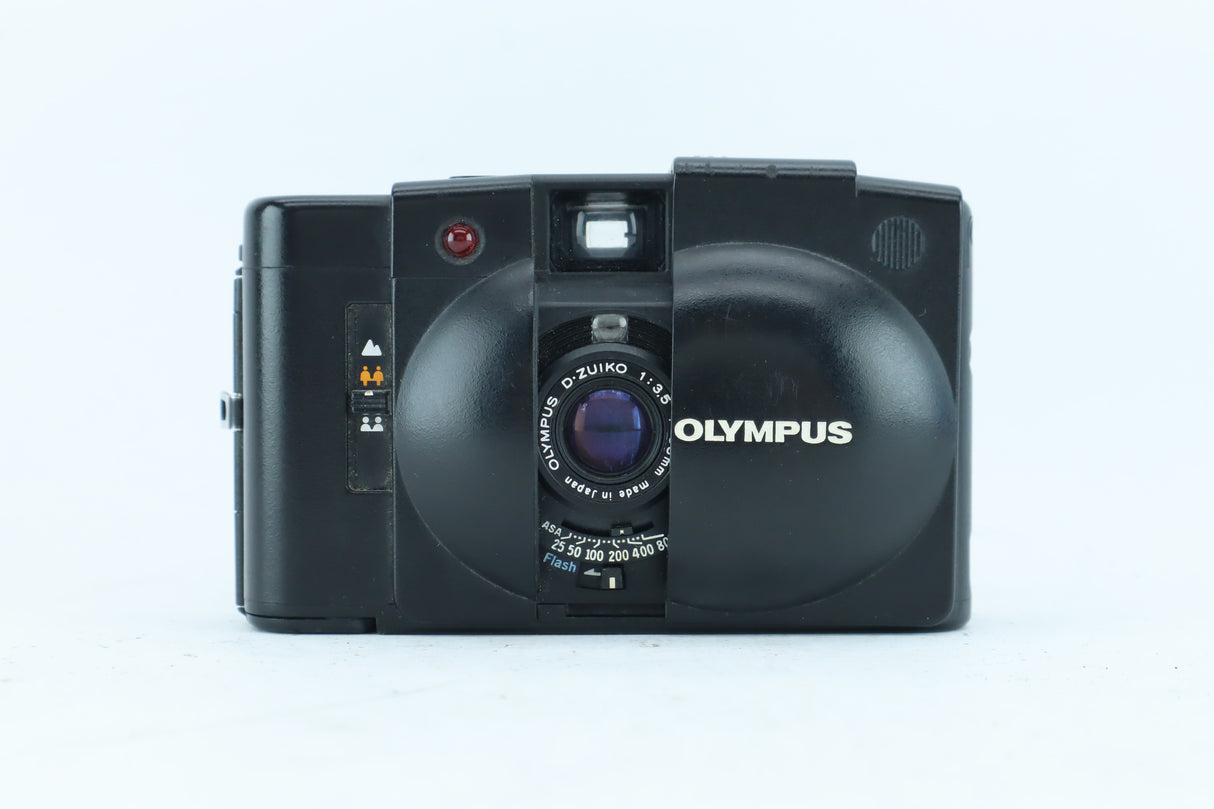 Olympus XA2| S/N: 5451006
