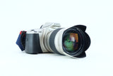 Canon EOS 300 35mm SLR Kit with Voigtländer 28-210mm f/4.2-6.5