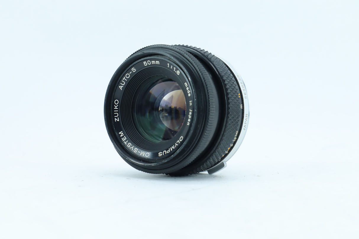 Olympus OM-System Zuiko Auto-S 50mm f/1.8 | S/N: 5658538