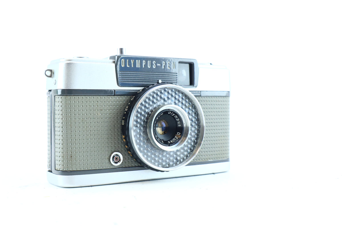Olympus Pen EE 35mm Half-Frame Compact