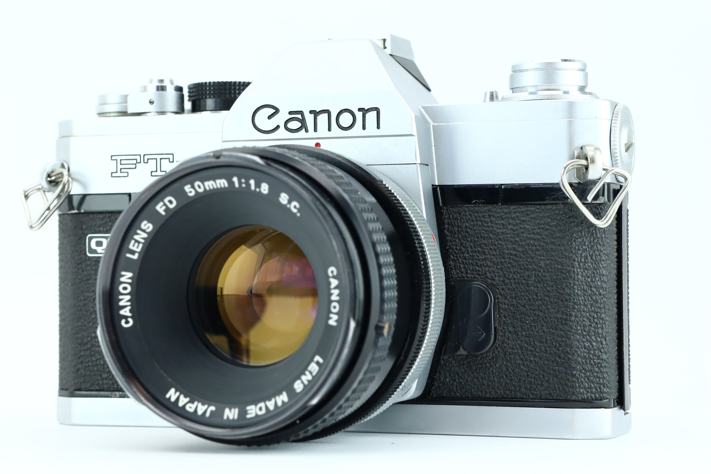 Canon FTb + Canon FD 50mm 1,8 – Hard to Find Camera Store