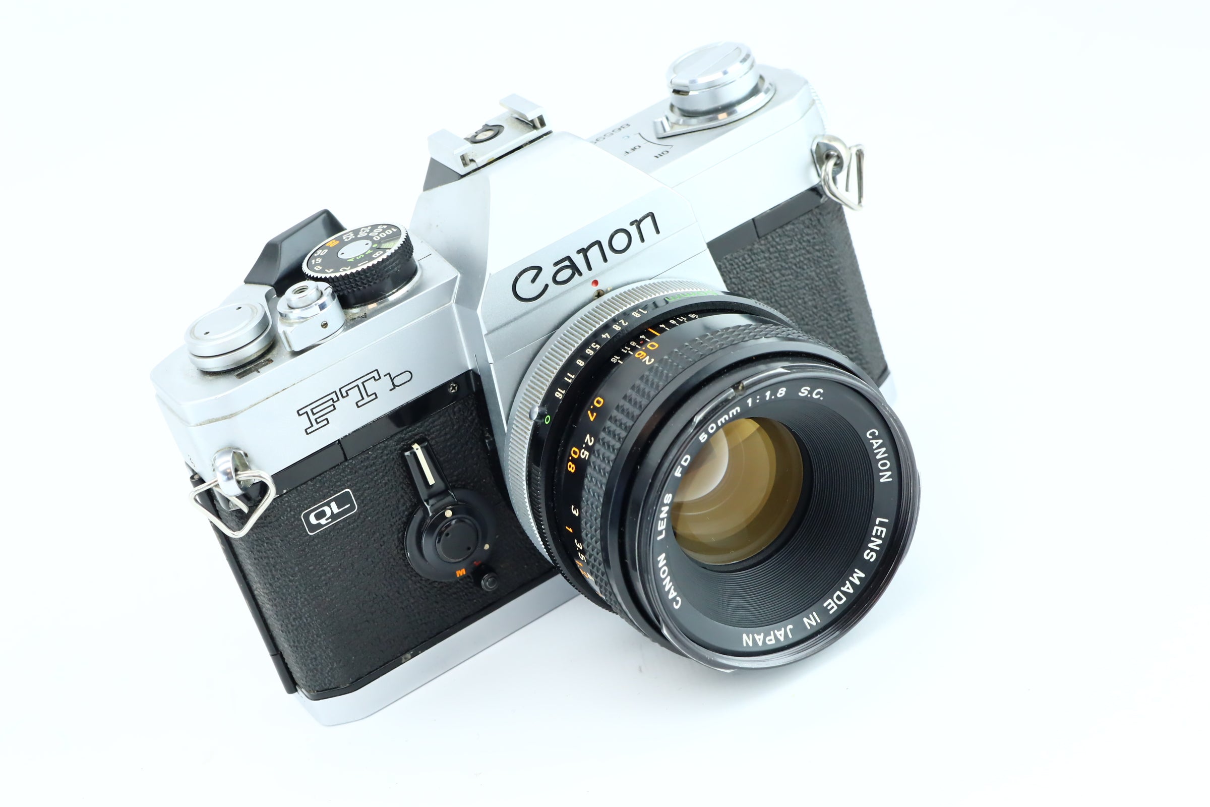 Canon FTb + Canon FD 50mm 1,8 – Hard to Find Camera Store