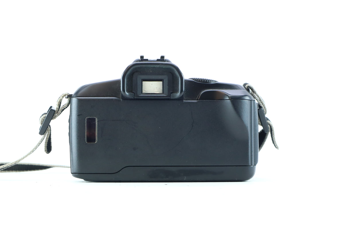 Canon EOS 850 35mm SLR Kit with Exakta MC 28-70mm f/3.5-4.5