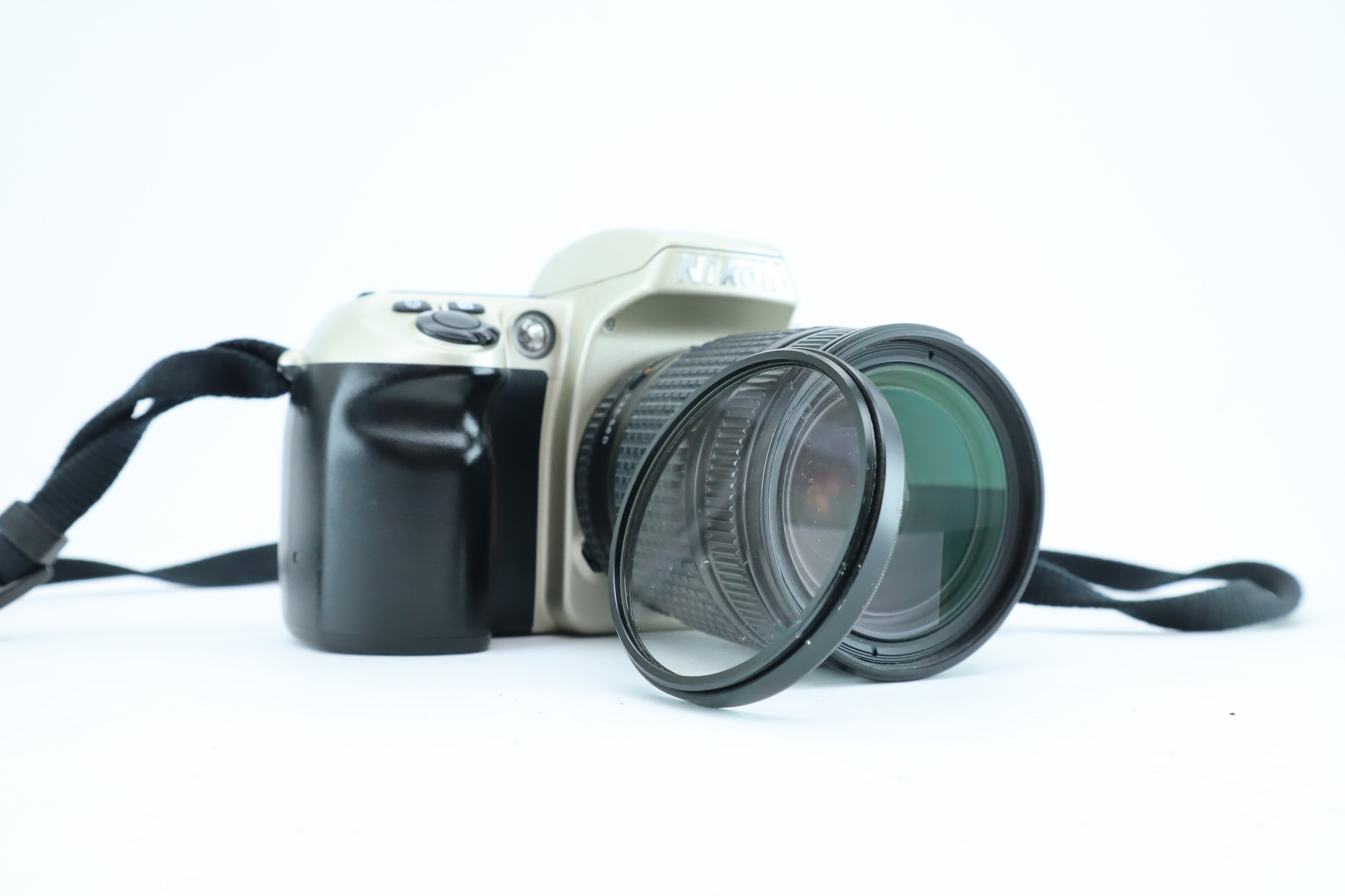 Nikon f60 with Nikon AF Nikkor 28-80 mm 1:3.5-5.6 D Lens – Hard to