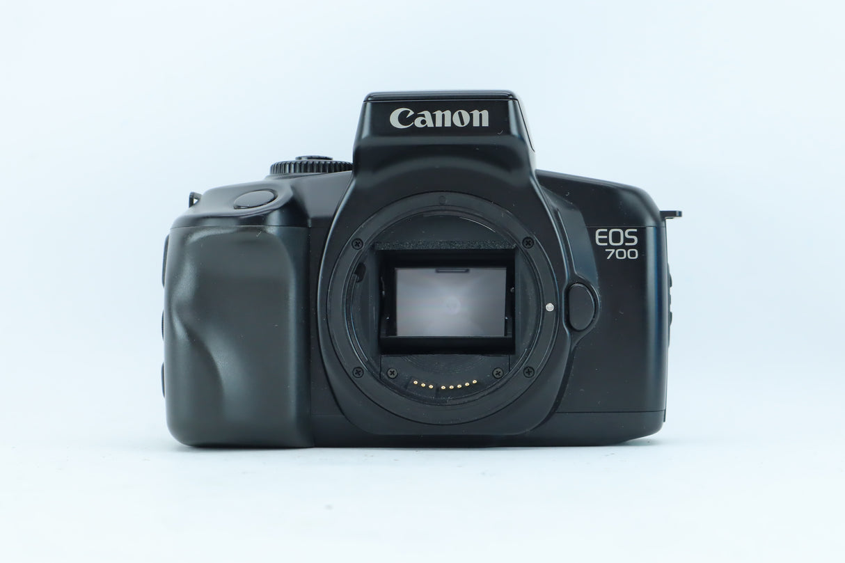 Canon EOS 700